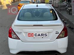 نيسان فيرسا